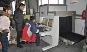 隨快遞企業(yè)是如何用快遞X光安檢機(jī)的？